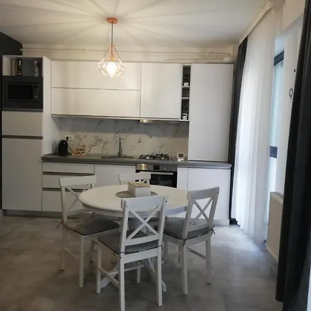 Apartament Rebel Everyday Mamaia Nord 아파트