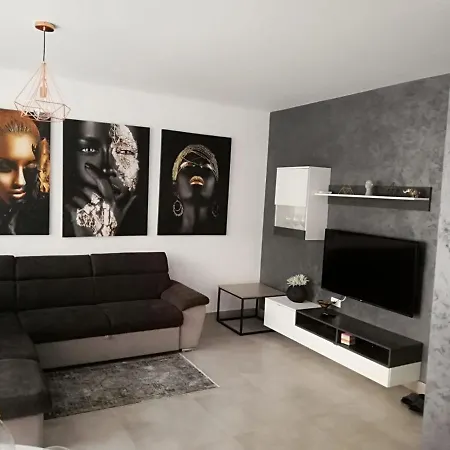 Apartament Rebel Everyday Mamaia Nord