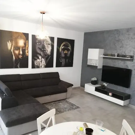 아파트 Apartament Rebel Everyday Mamaia Nord *