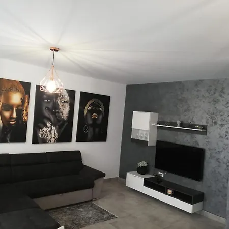 Apartament Rebel Everyday Mamaia Nord